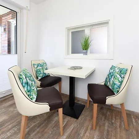 Haus Zur Möwe Mit Frühstücksoption *