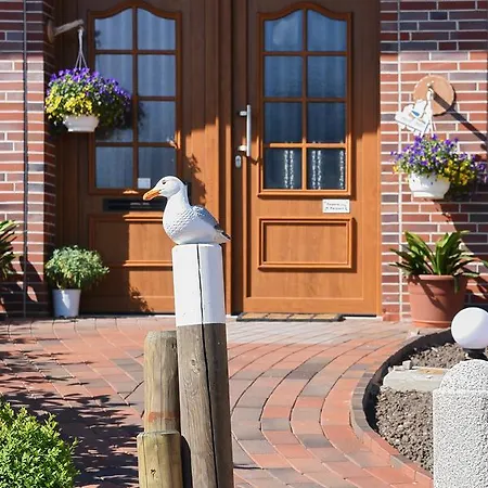 Appartement Haus Zur Moewe - Poolnutzung - Garten - Tischtennis Bensersiel