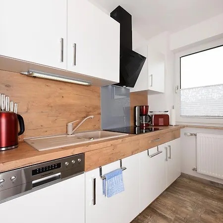 Haus Zur Moewe - Poolnutzung - Garten - Tischtennis Appartement Bensersiel